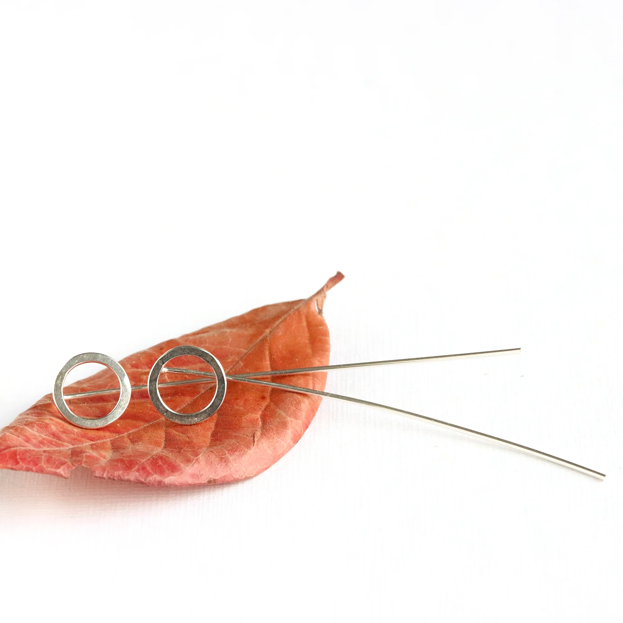 Saturn Threader Earrings - Image 3