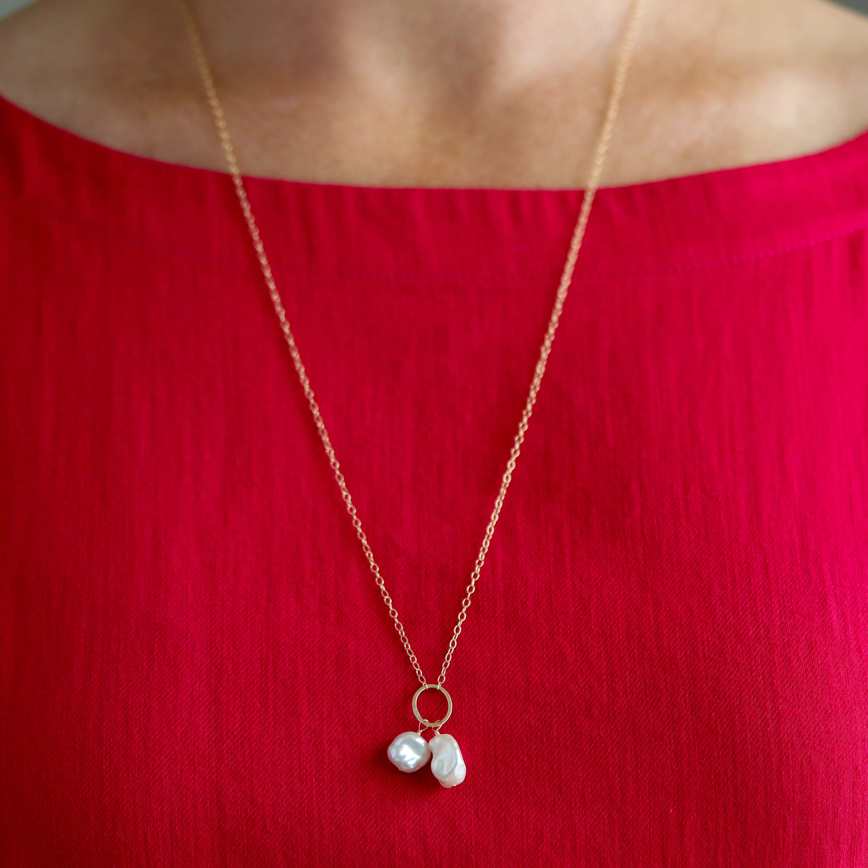 Clara Pearl Necklace and Earrings Set - Image 4