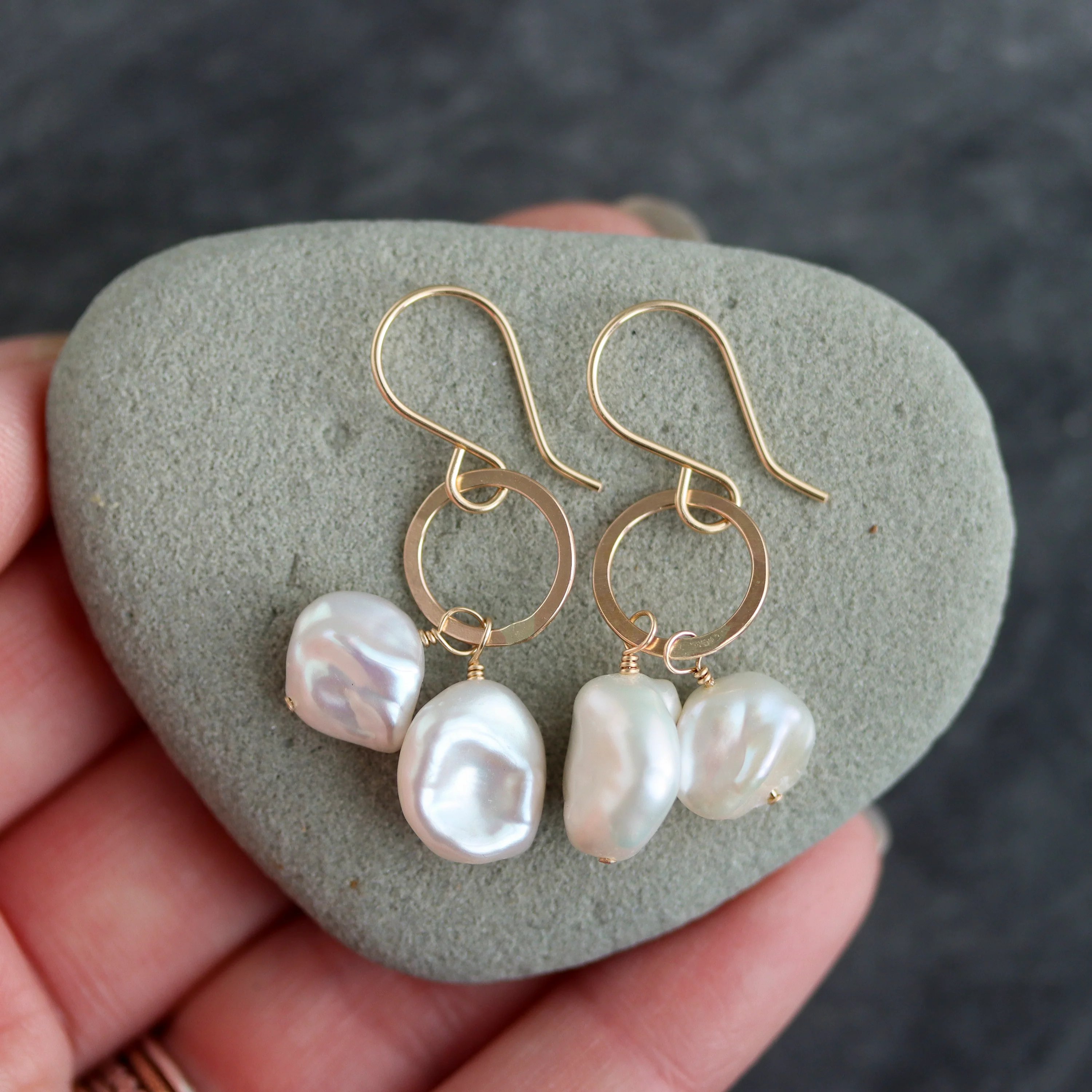 Clara Pearl Necklace and Earrings Set - Image 5