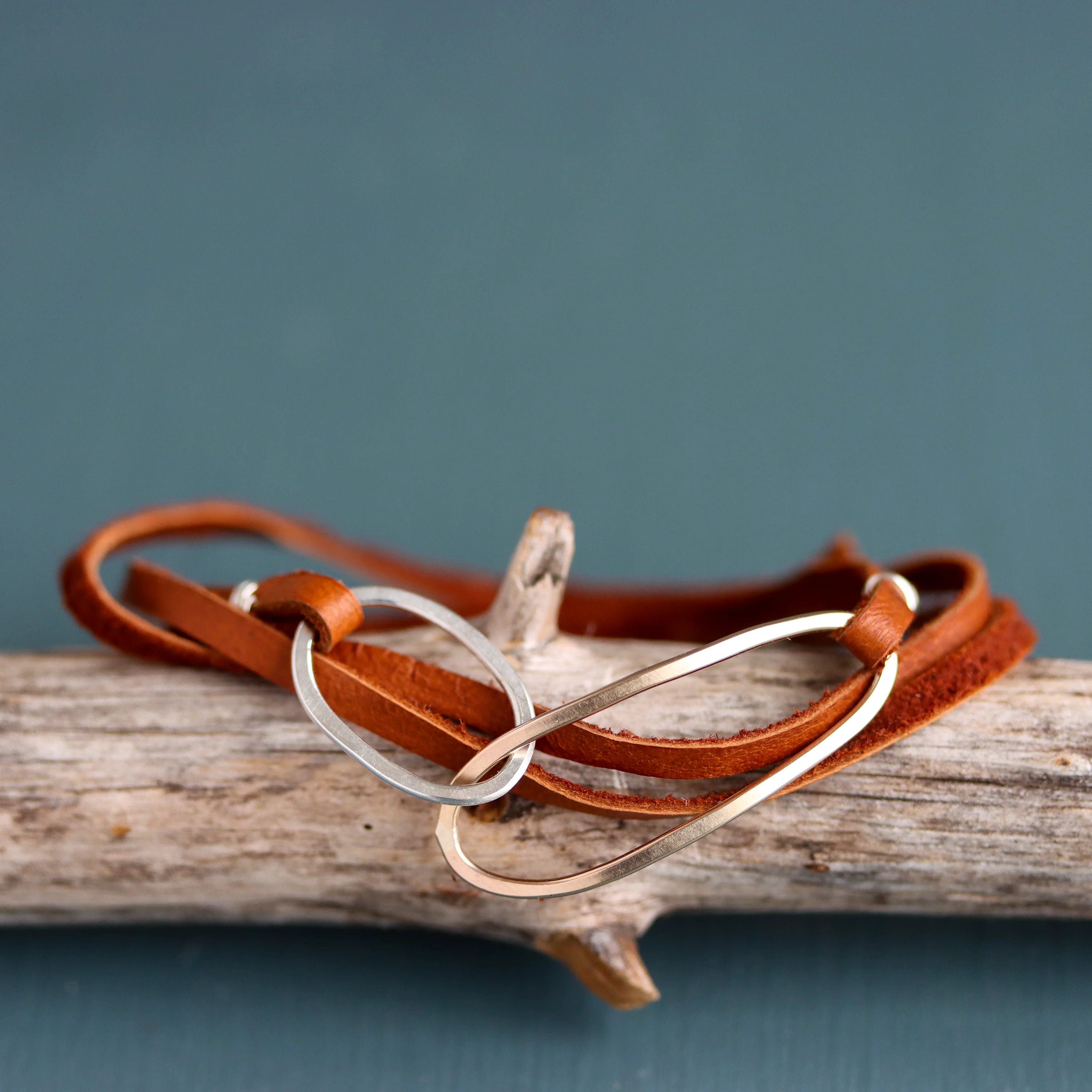 Dolmen Bracelet - Image 2