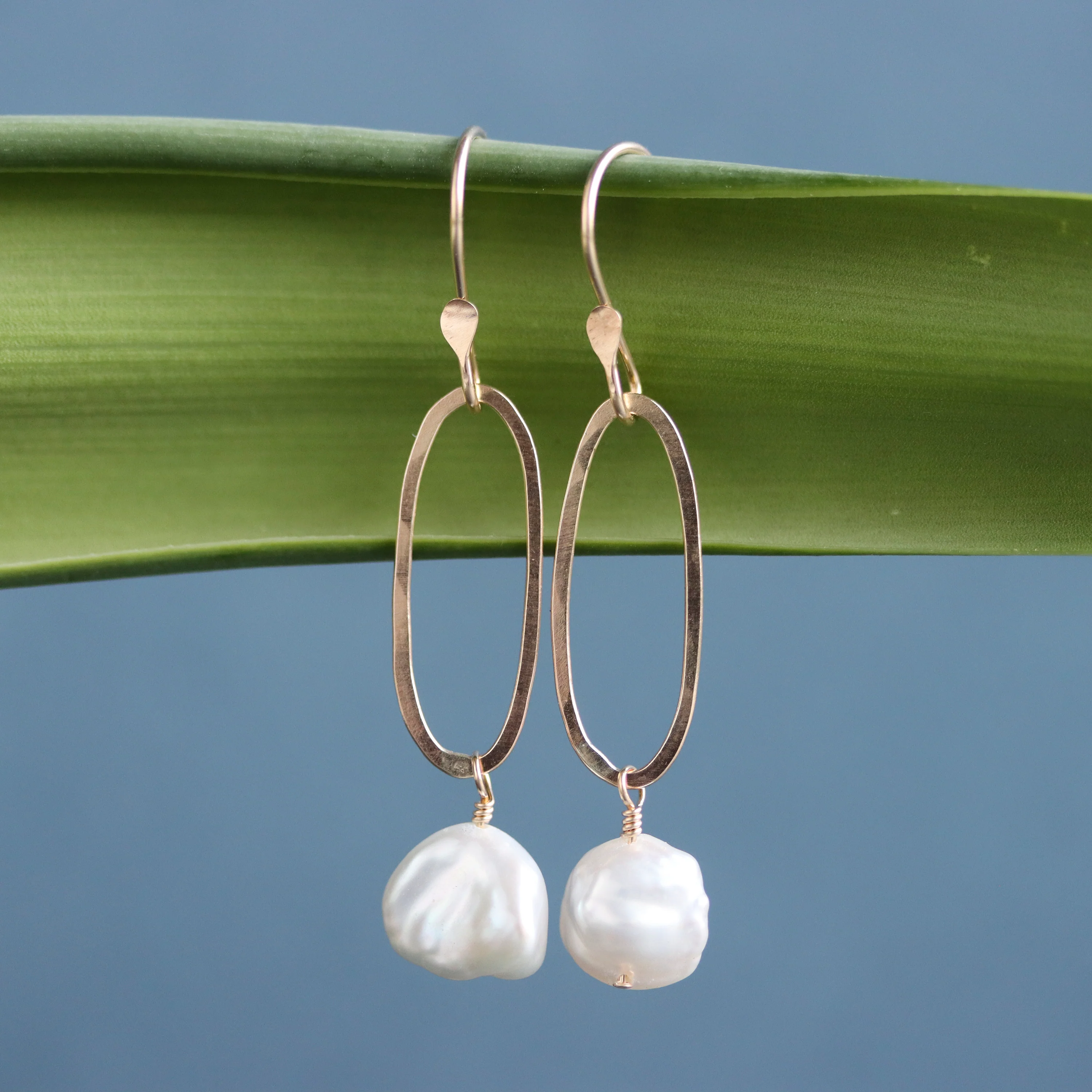 Eva Pearl Drop Earrings - Image 3