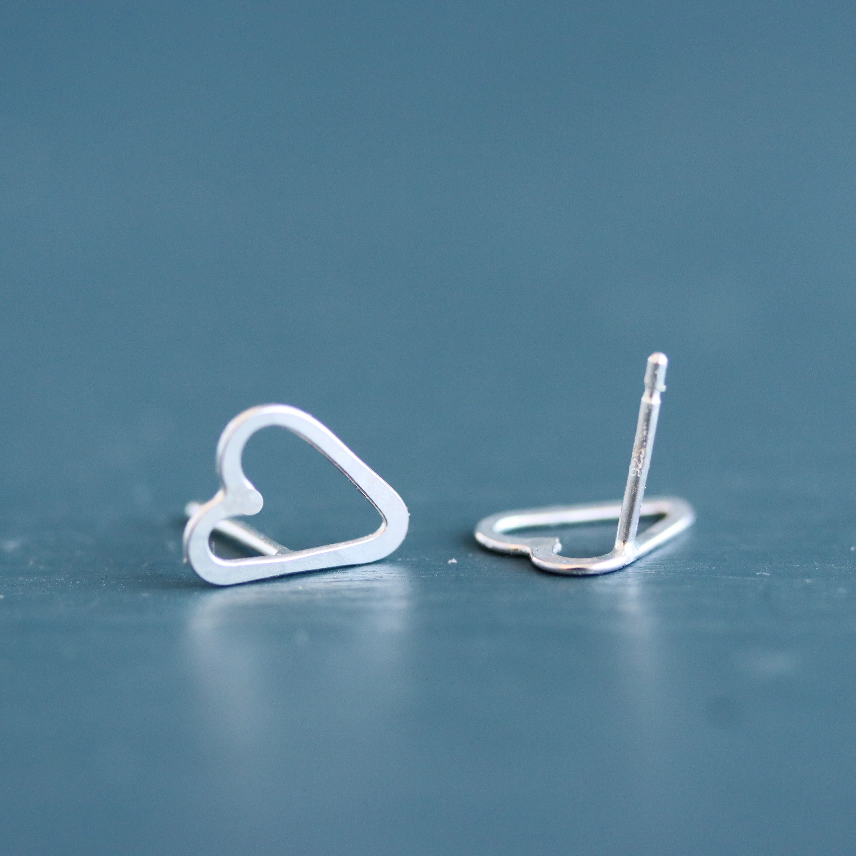 Heart Posts - Image 5