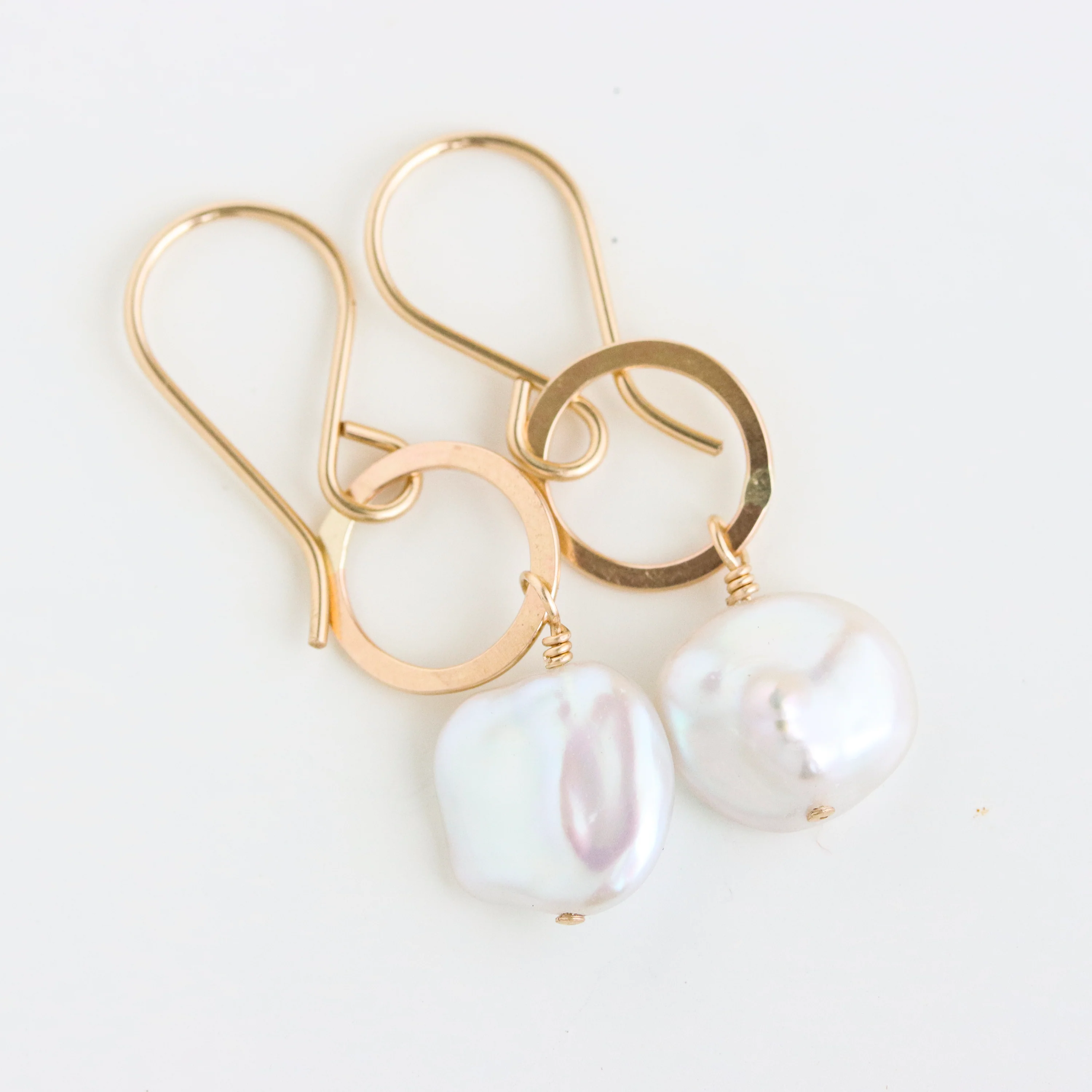 Hera Pearl Drop Earrings - Image 4