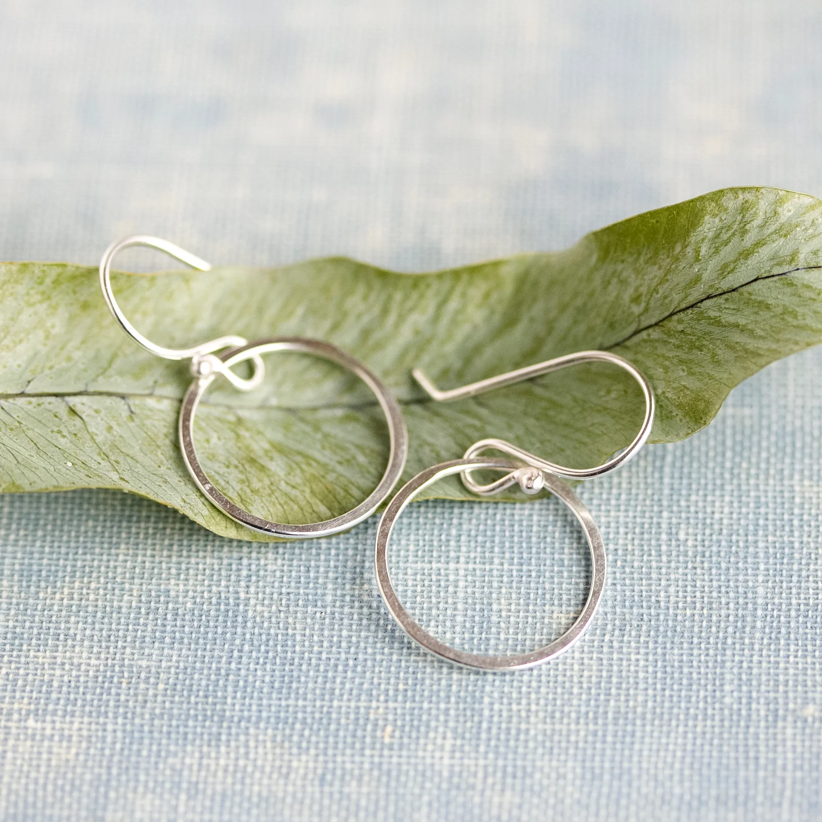 Skipping Stone Necklace & Oh Earrings Set - Image 5