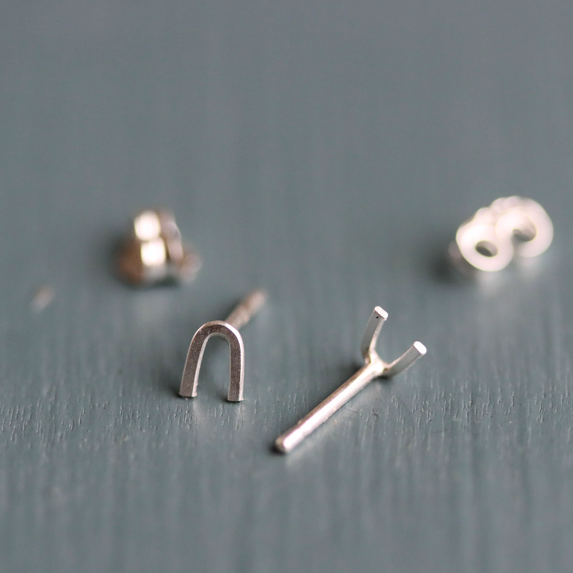 Tiny Rainbow Posts - Image 3
